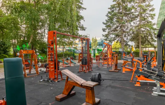 Siłownia zewnętrzna