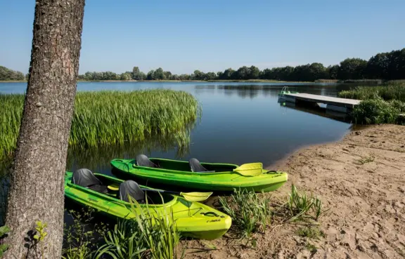 Pałac Warlity jezioro