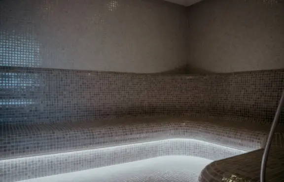 Łaźnia parowa na basenie