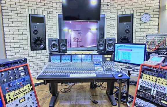 analogowa konsoleta Solid State Logic – Duality SE