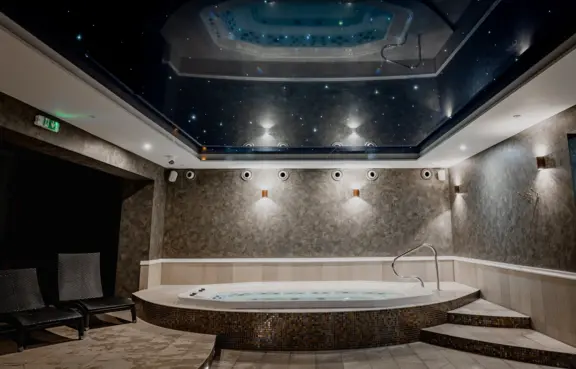 Pałac Poledno Bukowiec jacuzzi 12 os.