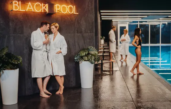 Basen sportowy Black Pool