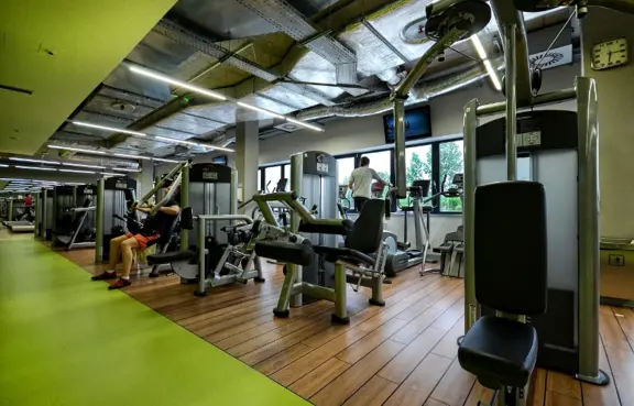siłownia, klub fitness, indoor cycling