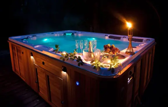 Klekotki Mazury jacuzzi pod gwiazdami