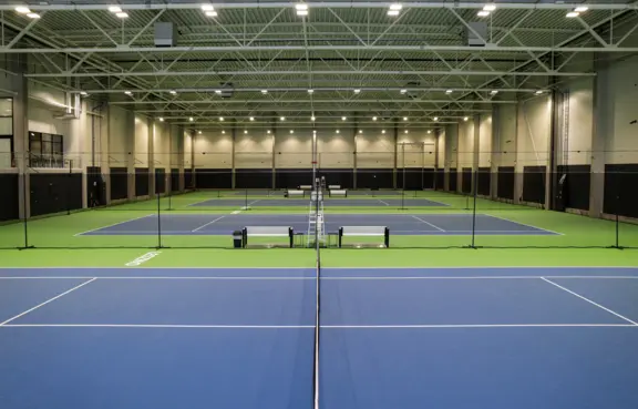 Korty tenisowe - LESZNO TENIS KLUB. 50m od Hotelu