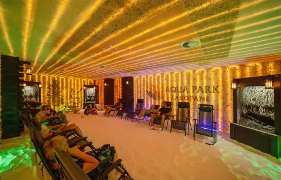 Zespół Pensjonatów Antałówka - Grota Solna (Aquapark)