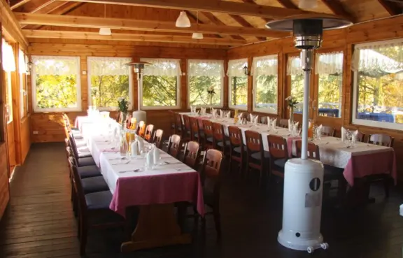 Wiata oszklona z tarasem