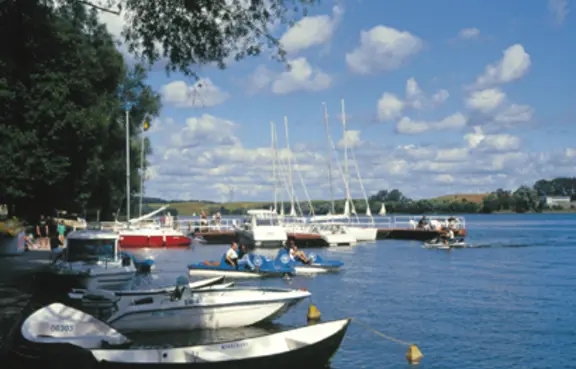 Wypożyczalnia sprzętu wodnego