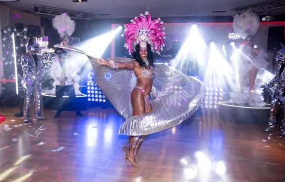 Hotel-Soray-Pokazy-Taneczne-I-Animacje