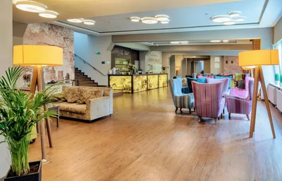 Falenty Biznes i Wypoczynek Lobby Bar