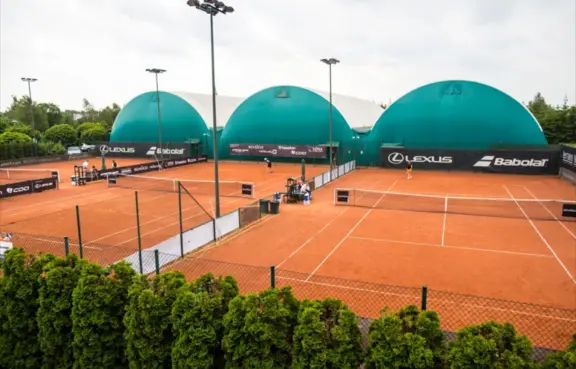 Kortowo Hotel Restauracja Poznan korty