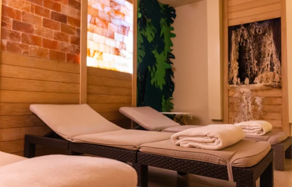 Hotel Cristal grota solna
