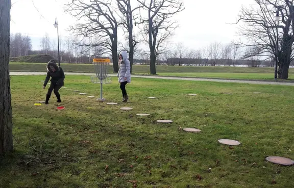 Gra Disc Golf