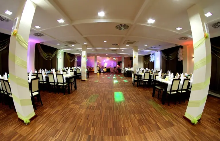 Aviator Hotel & Spa - zdjęcie 1