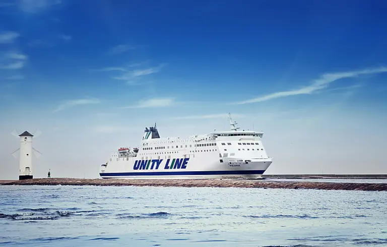 Unity Line Prom Polonia - zdjęcie 1