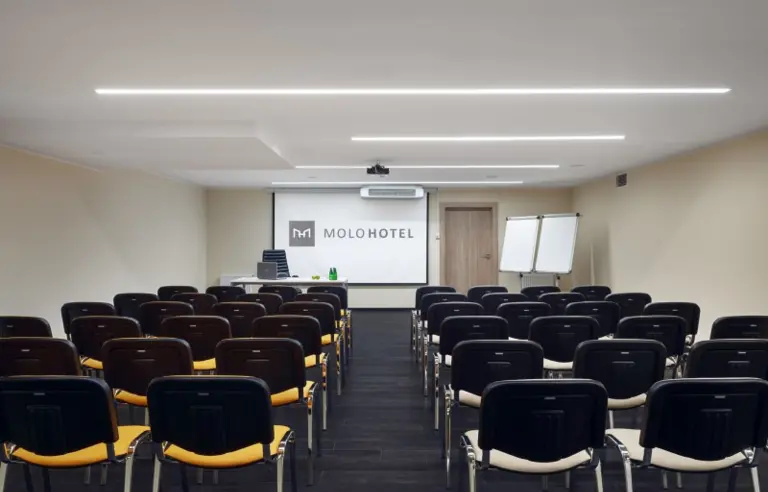 Sala konferencyjna Piaskowa