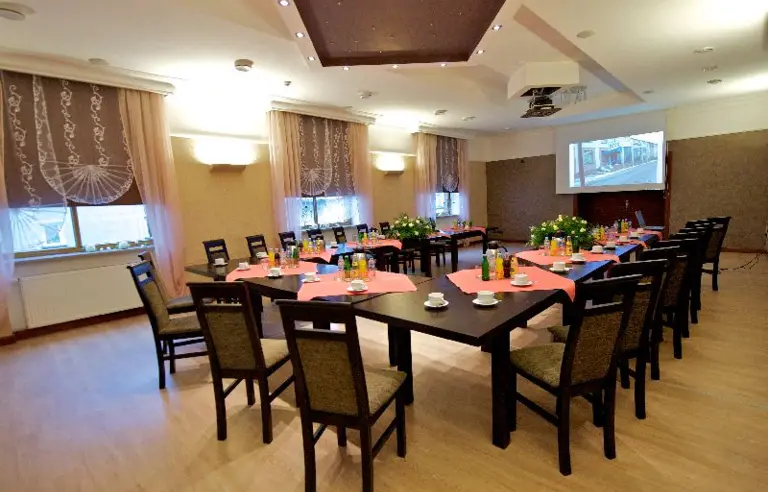 Hotel Domino Głubczyce - zdjęcie 1