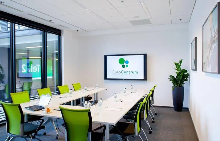 Sala WIATR 30 mkw - ustawienie konferencyjne