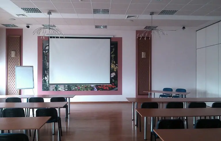 Hotel Knieja - photo 1