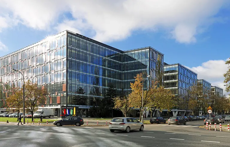 Syntea Centrum Edukacyjne Warszawa - OBIEKT ZAMKNIĘTY - zdjęcie 1
