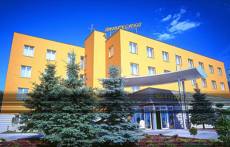 Hotel Rychło - zdjęcie 1