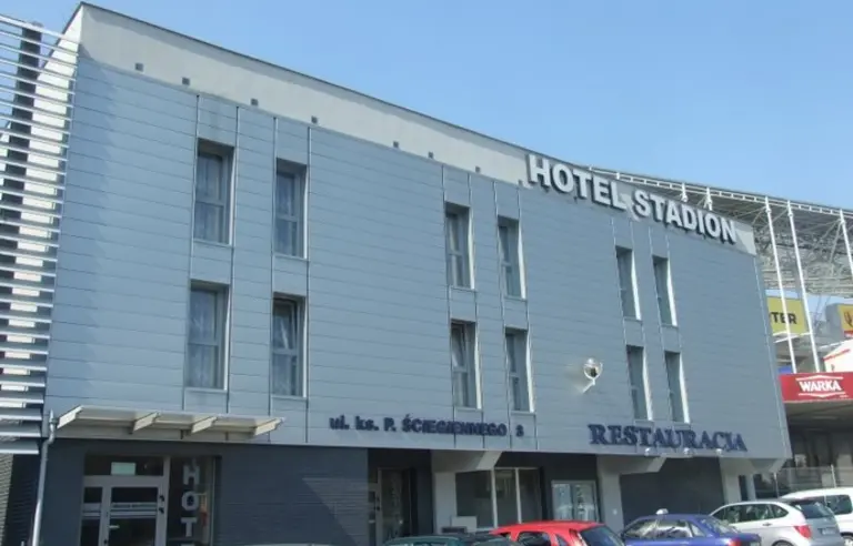 Hotel Stadion - photo 1