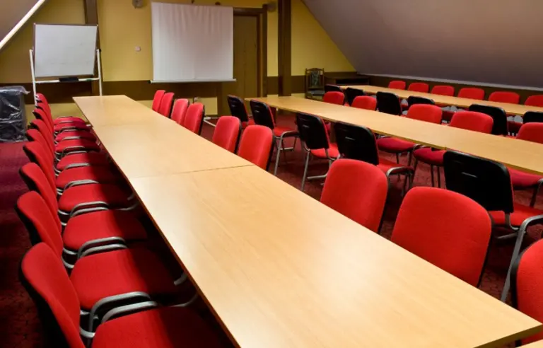 Hotel Górski PTTK Ustrzyki Górne obiekty szkoleniowe