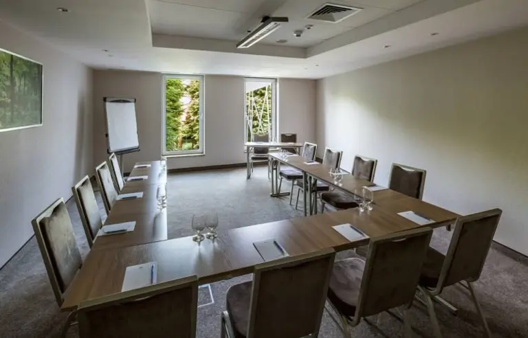 Hotel Narvil Sala Wkra