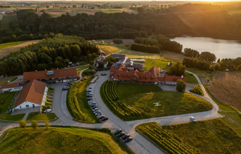 Hotel Głęboczek Vine Resort & Spa zdjęcie z lotu ptaka