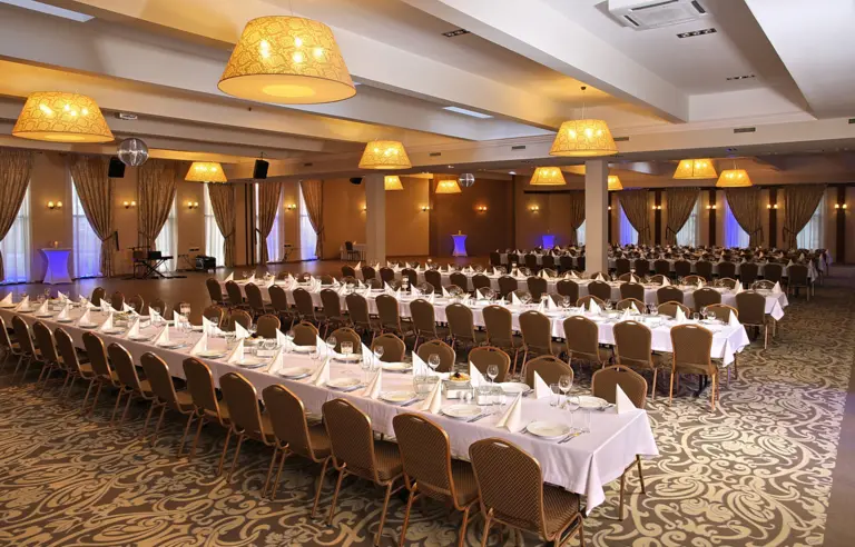 Centrum Confero w Nysie - photo 1