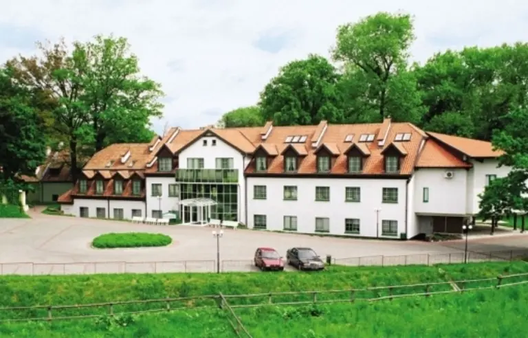 Hotel Centrum Konferencyjne Daglezja - photo 1