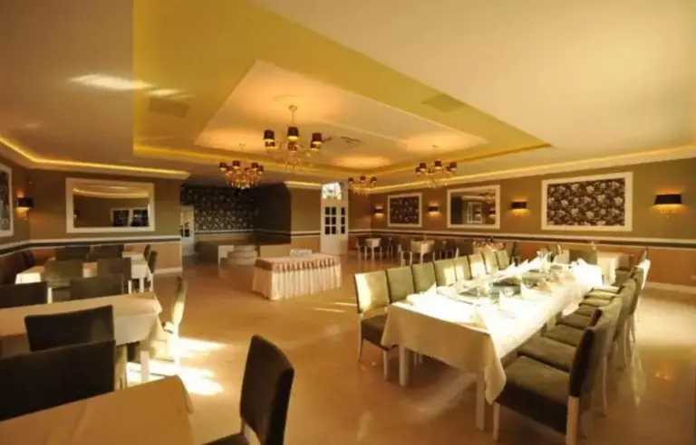 Hotel Restauracja Pod Złotą Koroną sala