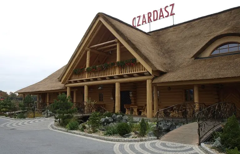 Karczma Czardasz w Koziegłowach szkolenia