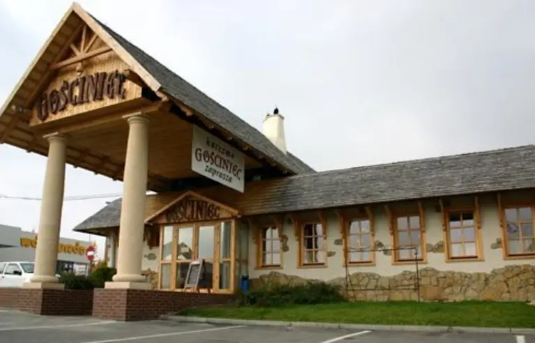 Gościniec Karczma Rzeszów - zdjęcie 1