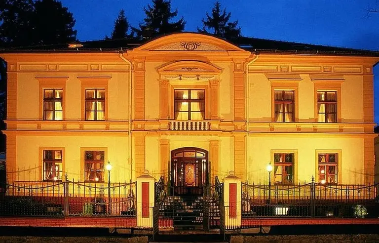 Hotel Borys - zdjęcie 1