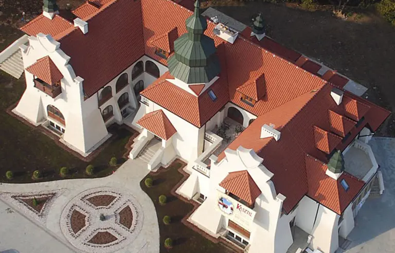 Hotel Kasztel - zdjęcie 1