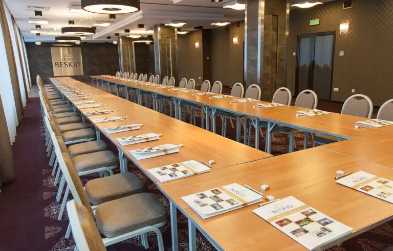 Hotel Beskid - photo 1