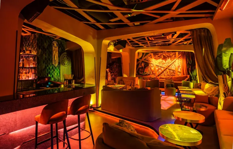 Nova Klubova - photo 1