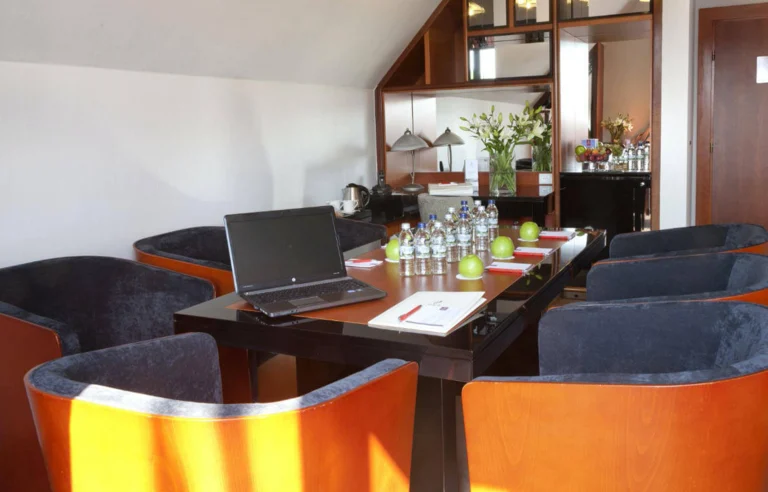 Hotel Hanza / Restauracja Zafishowani - zdjęcie 1