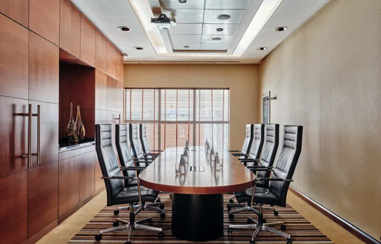 Hilton Warsaw City (dawniej Hilton Warsaw Hotel & Convention Centre) - zdjęcie 1