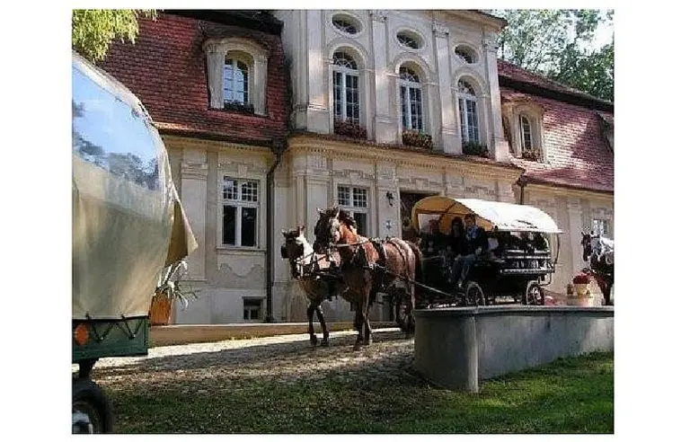 Pałac Popowo - zdjęcie 1