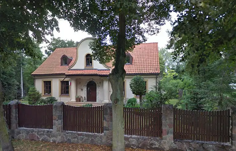 Pałac Zalesie - photo 1