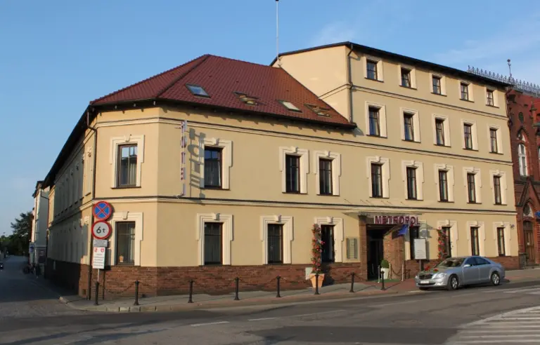 Hotel Metropol Śrem - zdjęcie 1