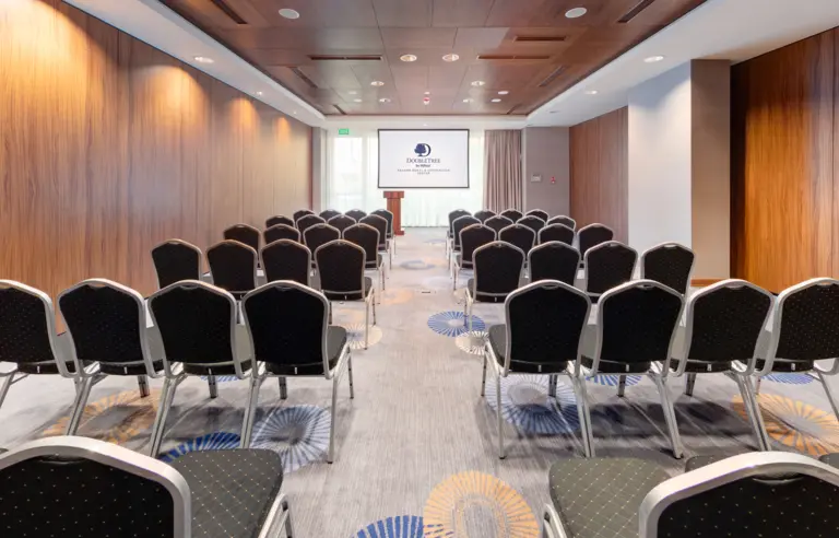 DoubleTree by Hilton Krakow Hotel & Convention Center - photo 1