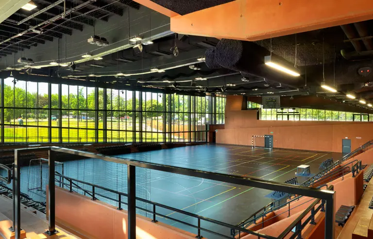 Hala Cracovia - zdjęcie 1