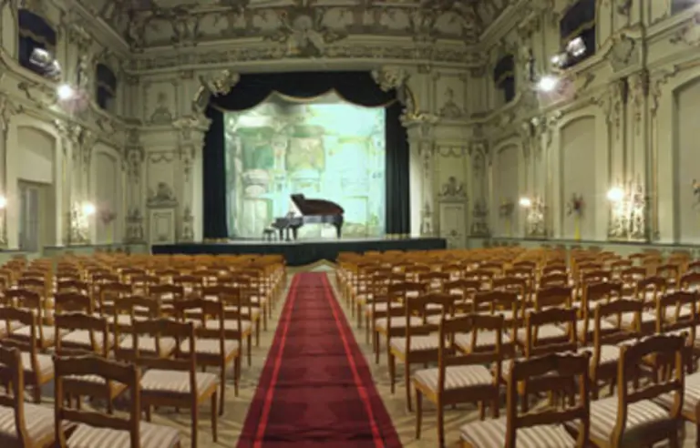 Teatr Zdrojowy im. Henryka Wieniawskiego - photo 1