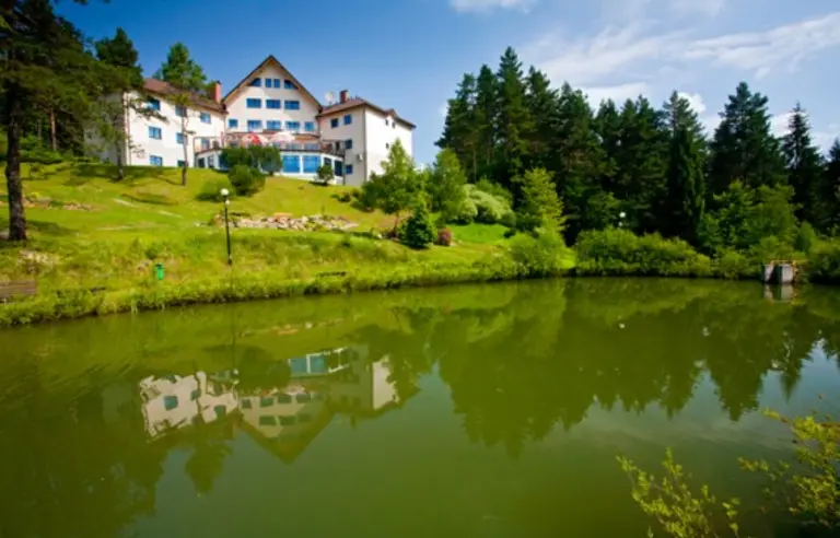 Hotel Perła Bieszczadów w Czarnej