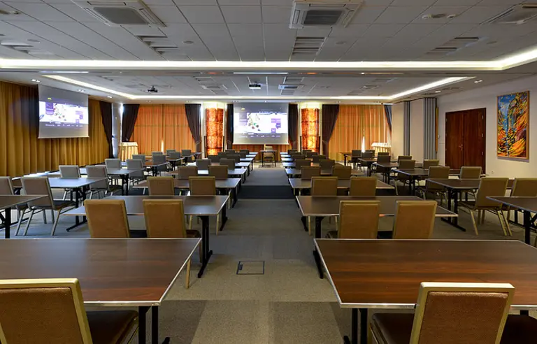 Hotel Tęczowy Młyn - photo 1