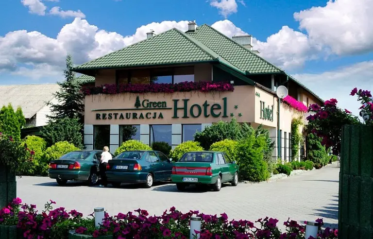 Green Hotel - zdjęcie 1