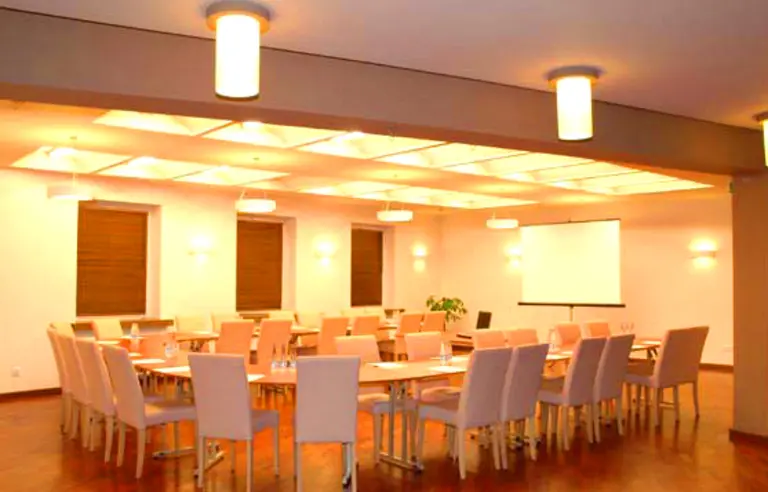 Hotel Abis - zdjęcie 1